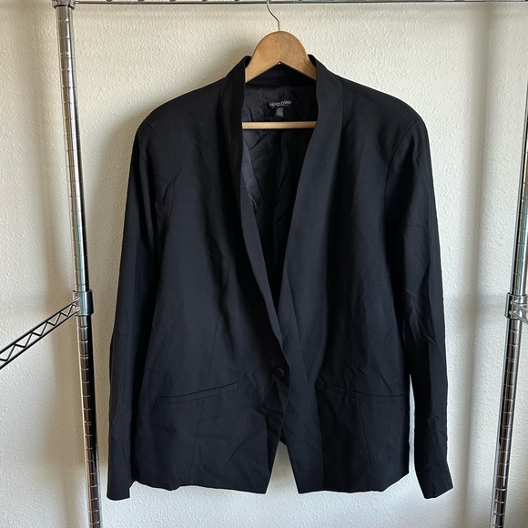 EILEEN FISHER WOMAN Blazer. - Picture 1 of 15